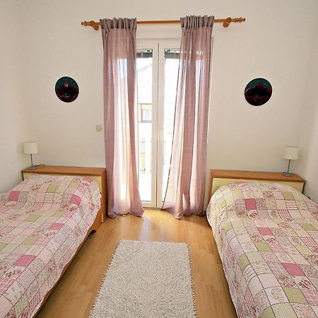 Apartments Mara Supetar Eksteriør billede